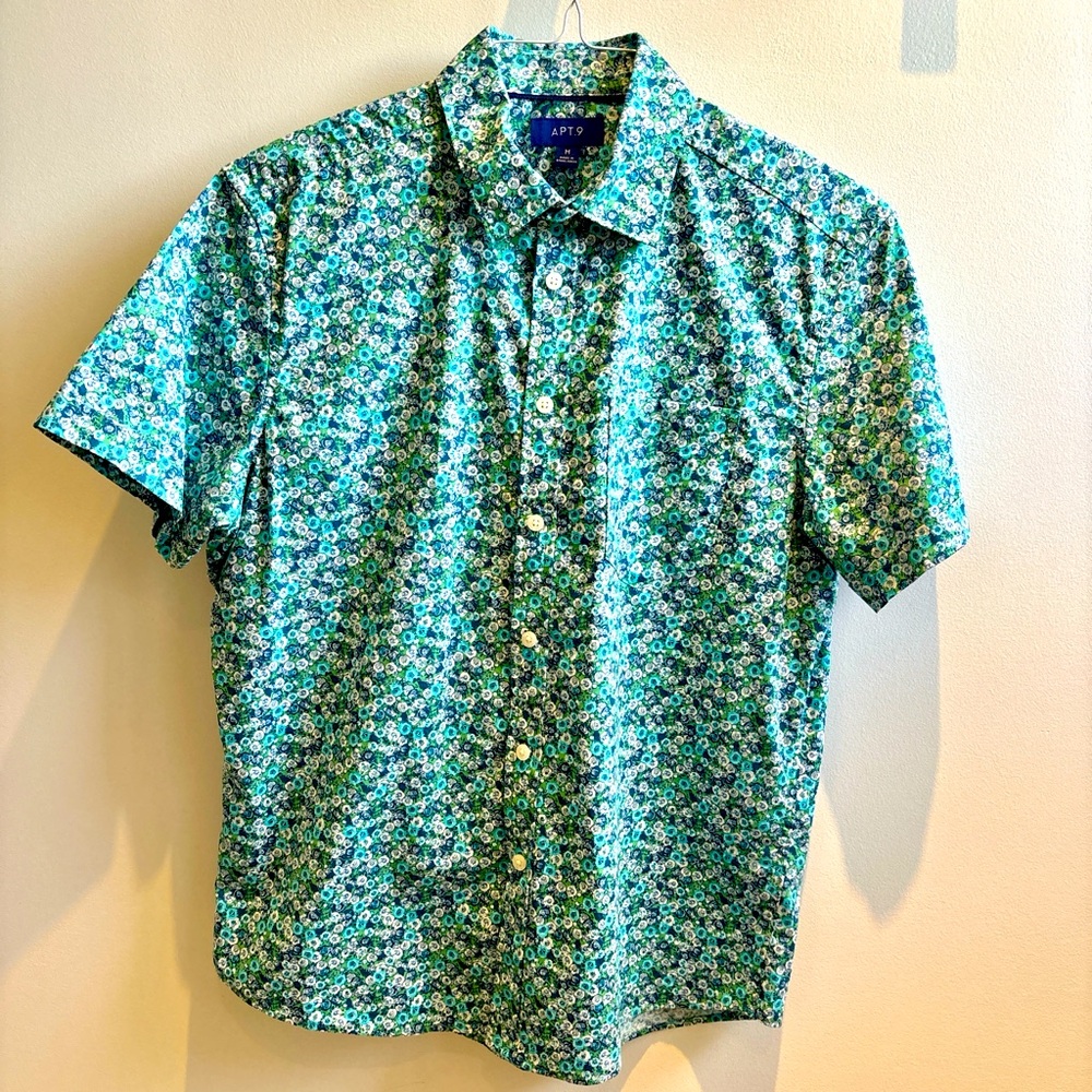Apt. 9 Blue and Green Casual Button Down Shirt